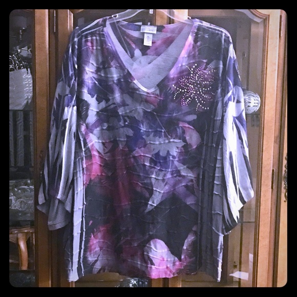 Catherines Tops - Catherine’s Stunning Size 30/32 4x Top!!